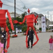 Papusa Uriasa Big Puppet Trupa de Dans si Entertainment The Sky Iasi by Adrian Stefan