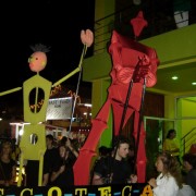 Papusa Uriasa Big Puppet Trupa de Dans si Entertainment The Sky Iasi by Adrian Stefan