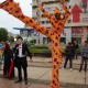 Catalige Picioroange Stilts Trupa de Dans si Entertainment The Sky Iasi by Adrian Stefan