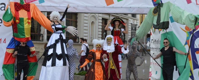 Parada Stradala Streets Parade Trupa de Dans si Entertainment The Sky Iasi by Adrian Stefan