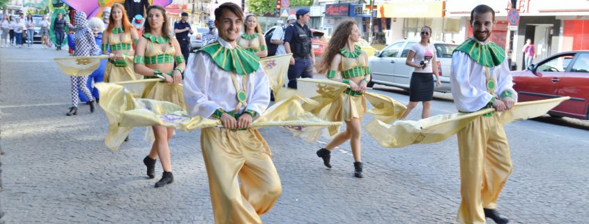 Parada Stradala, Streets Parade, Parazi Trupa The Sky