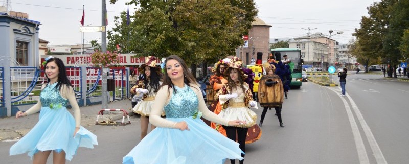 Parada Stradala Streets Parade Trupa de Dans si Entertainment The Sky Iasi by Adrian Stefan