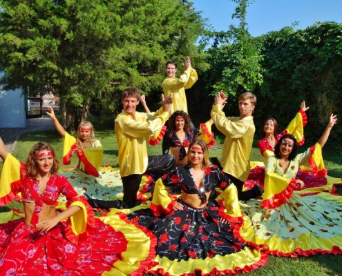 Dans TIGANESC Trupa de Dans si Entertainment The Sky Iasi by Adrian Stefan Gypsy dance